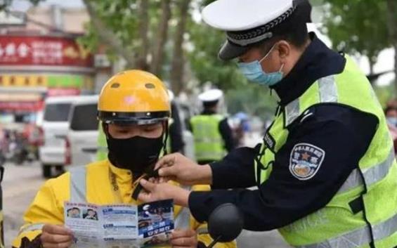 “一盔難求”的電動自行車頭盔，你買對了嗎？